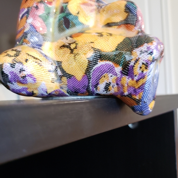 Decoupage Ceramic Joan Baker Shelf Sitting Bear - Picture 9 of 9